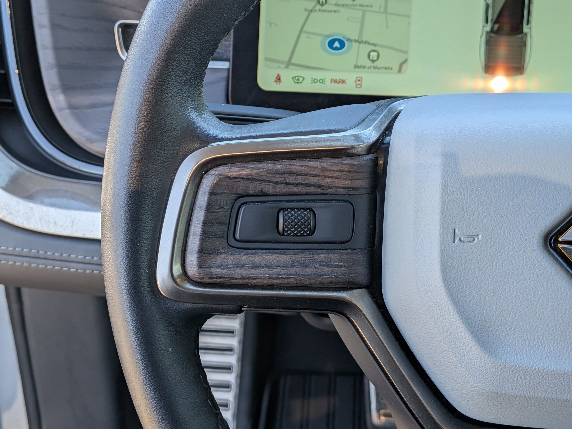 Used 2024 Rivian R1T Adventure image 18