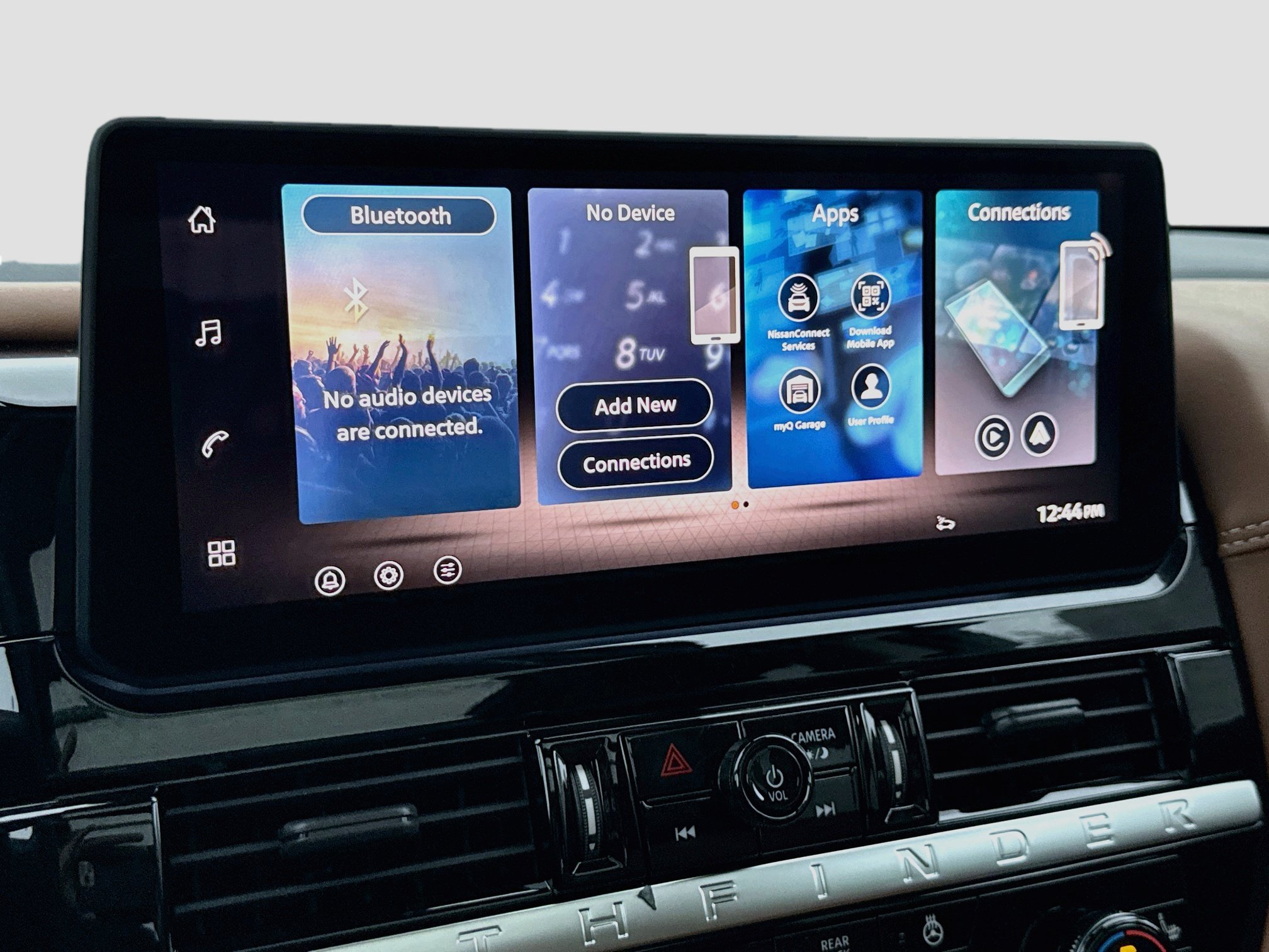 New 2026 Nissan Pathfinder Platinum AWD/4WD image 11