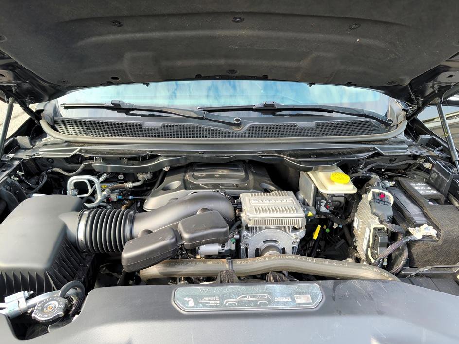 Used 2022 Jeep Wagoneer Series II w/ Flexible Seating Group image 28