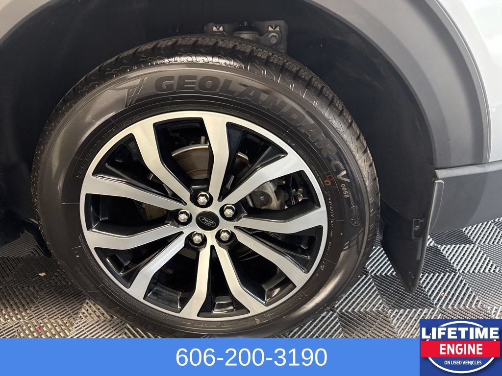 Used 2023 Ford Explorer ST AWD/4WD image 11