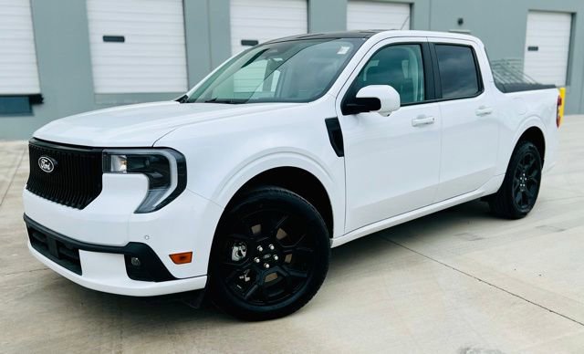 New 2025 Ford Maverick Lobo