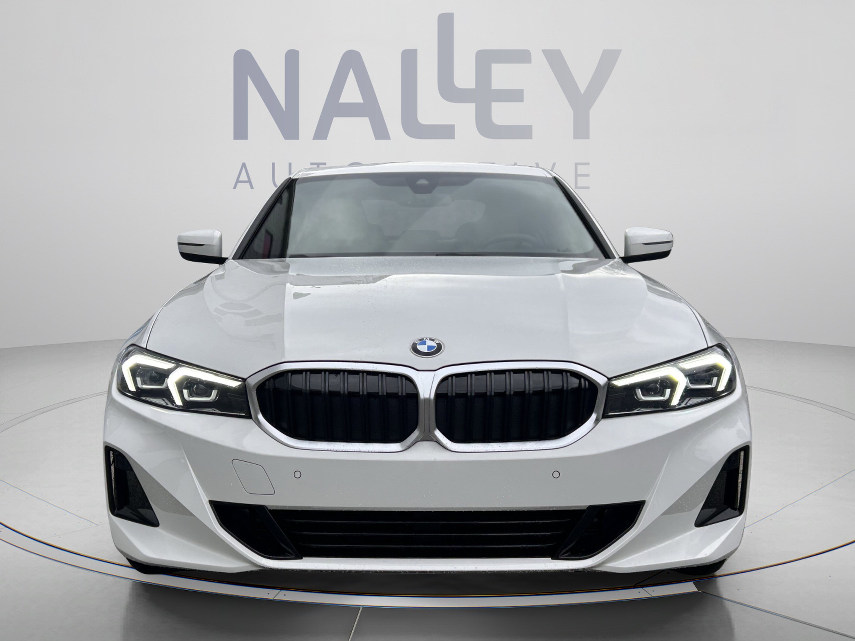 Used 2026 BMW 330i Sedan w/ Premium Package RWD image 7