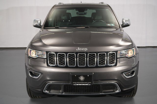 Used 2018 Jeep Grand Cherokee Limited AWD/4WD image 4