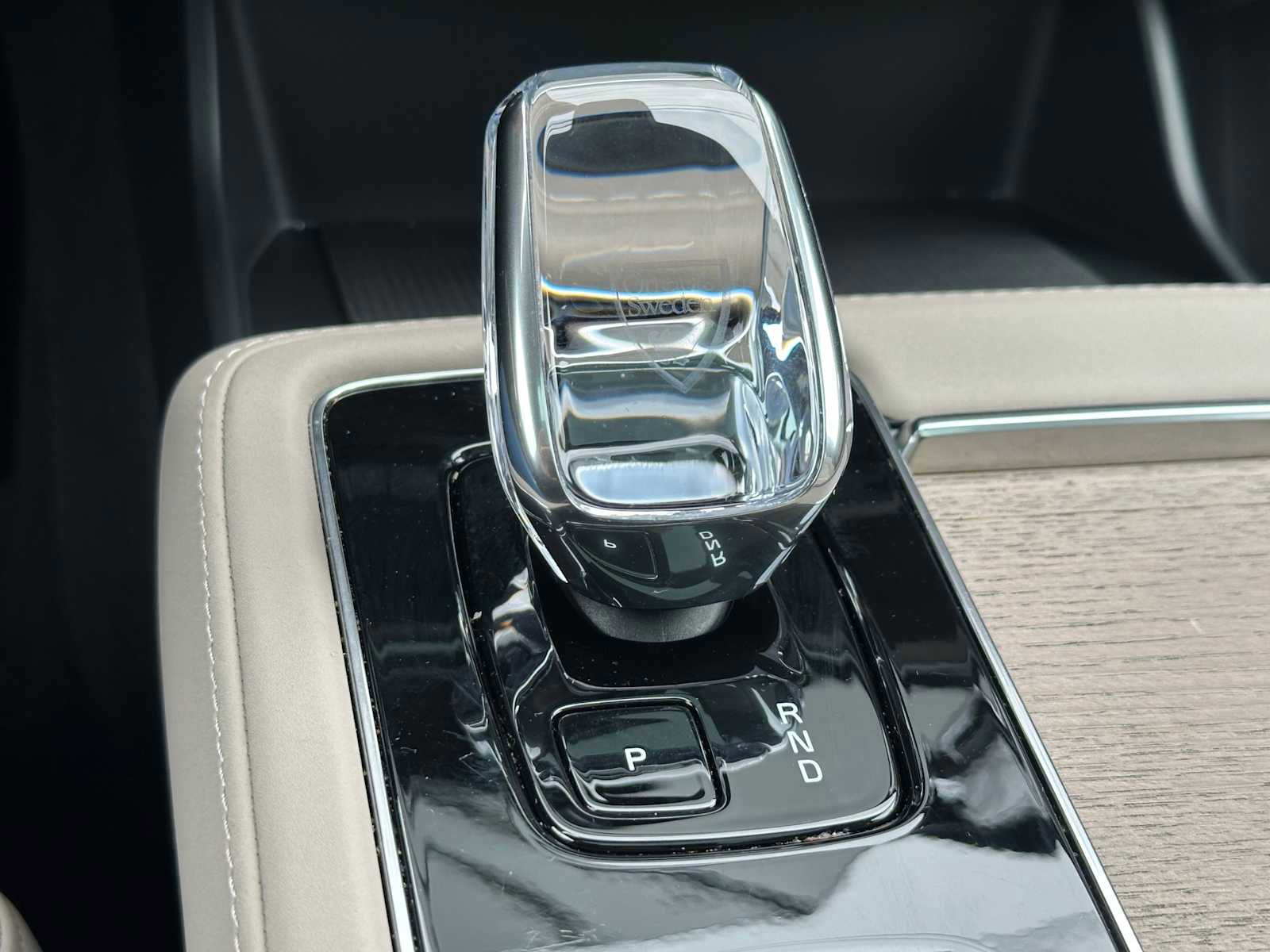 Used 2026 Volvo XC90 B6 Plus w/ Protection Package Premier AWD/4WD image 32