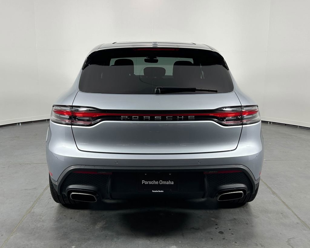 New 2026 Porsche Macan AWD/4WD image 6