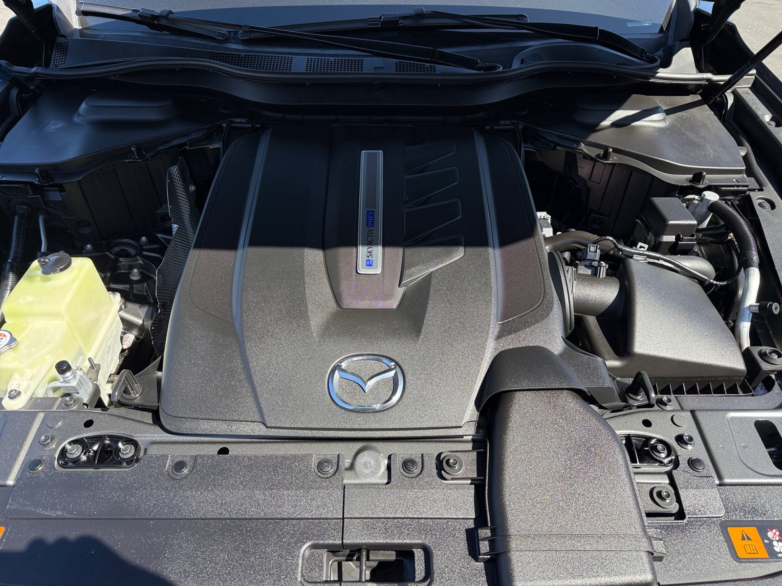 Certified 2024 MAZDA CX-90 Plug-In Hybrid w/ Premium Plus AWD/4WD image 21