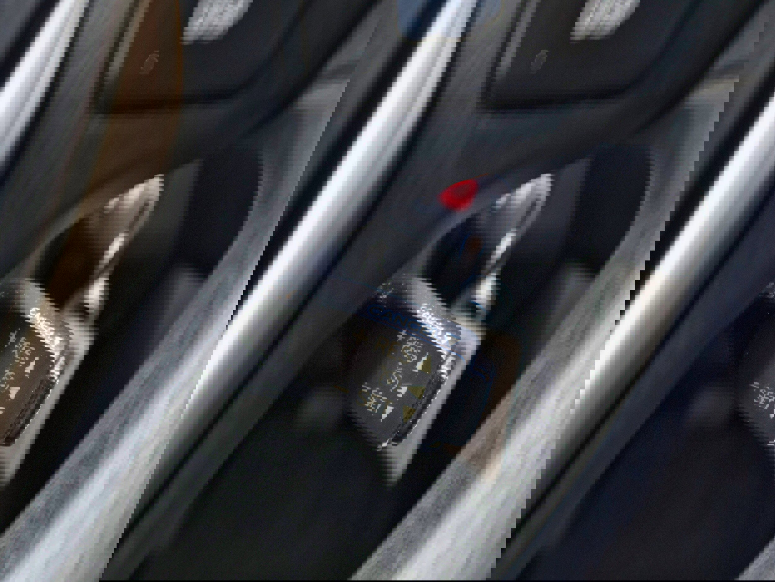 Used 2014 Toyota RAV4 LE image 21