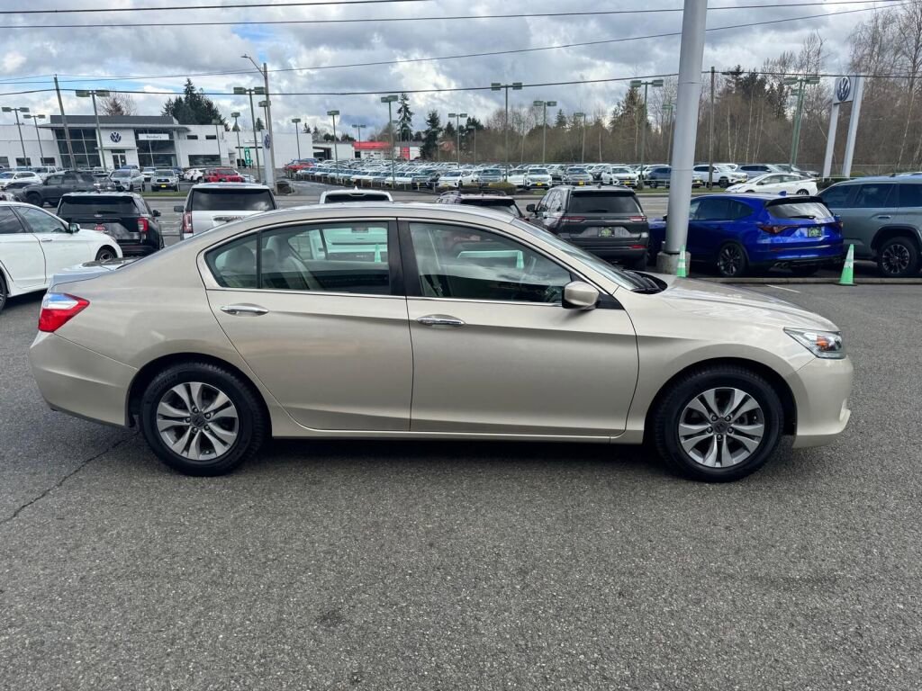 Used 2015 Honda Accord LX image 6