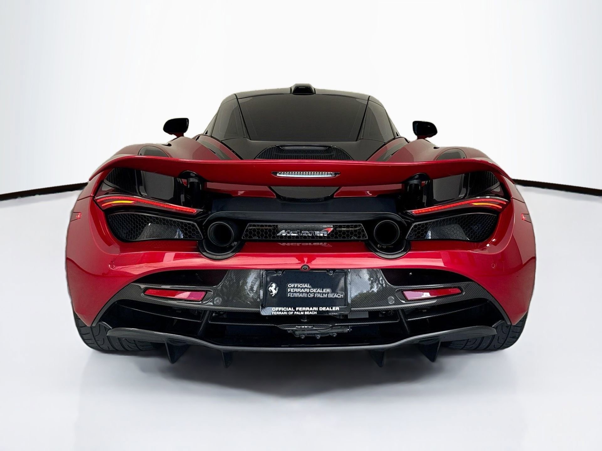 Used 2018 McLaren 720S image 6