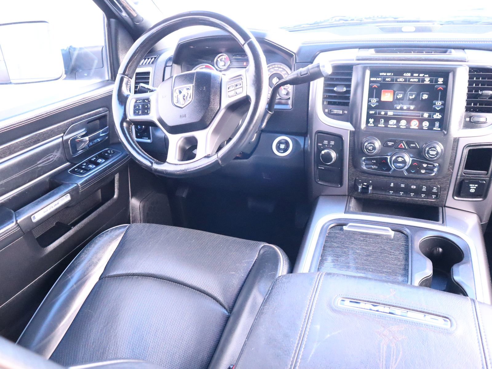 Used 2017 RAM 2500 Limited image 29