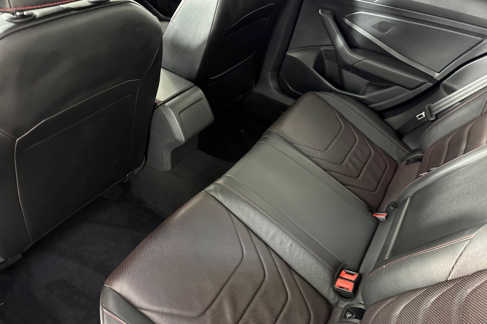 Used 2022 Volkswagen Jetta GLI Autobahn FWD image 25