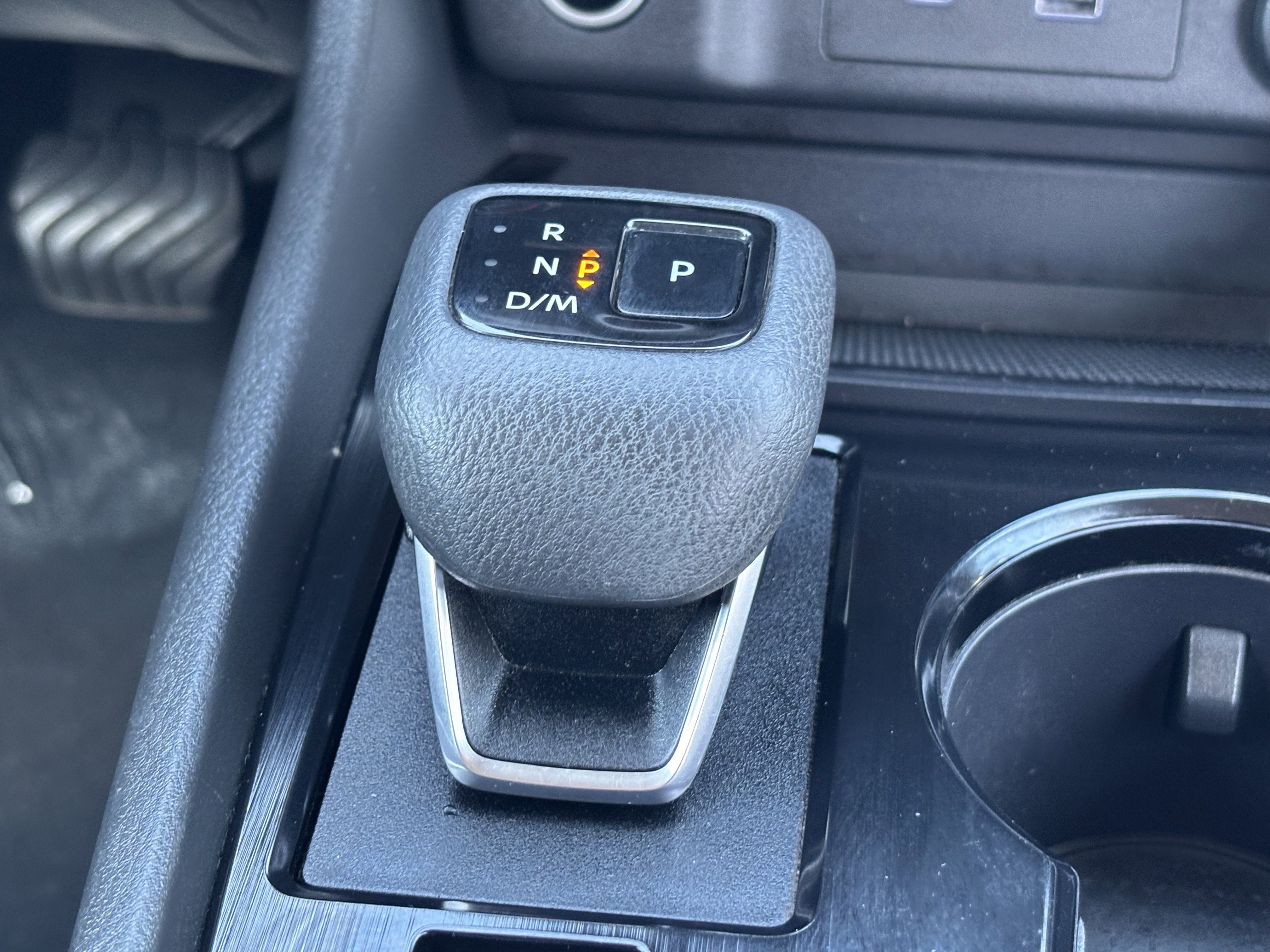 Used 2023 Nissan Rogue SV FWD image 23