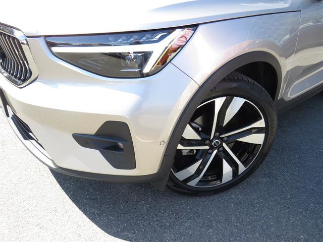 Used 2024 Volvo XC40 B5 Ultimate w/ Climate Package AWD/4WD image 23