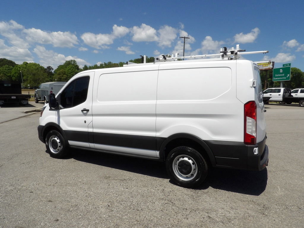 Used 2020 Ford Transit 250 Low Roof RWD image 4