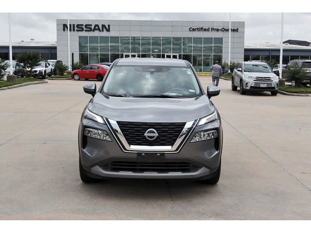 Used 2023 Nissan Rogue SV FWD image 8