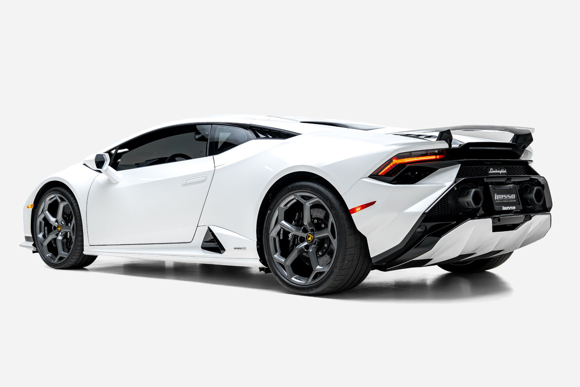 Used 2023 Lamborghini Huracan Tecnica RWD image 7