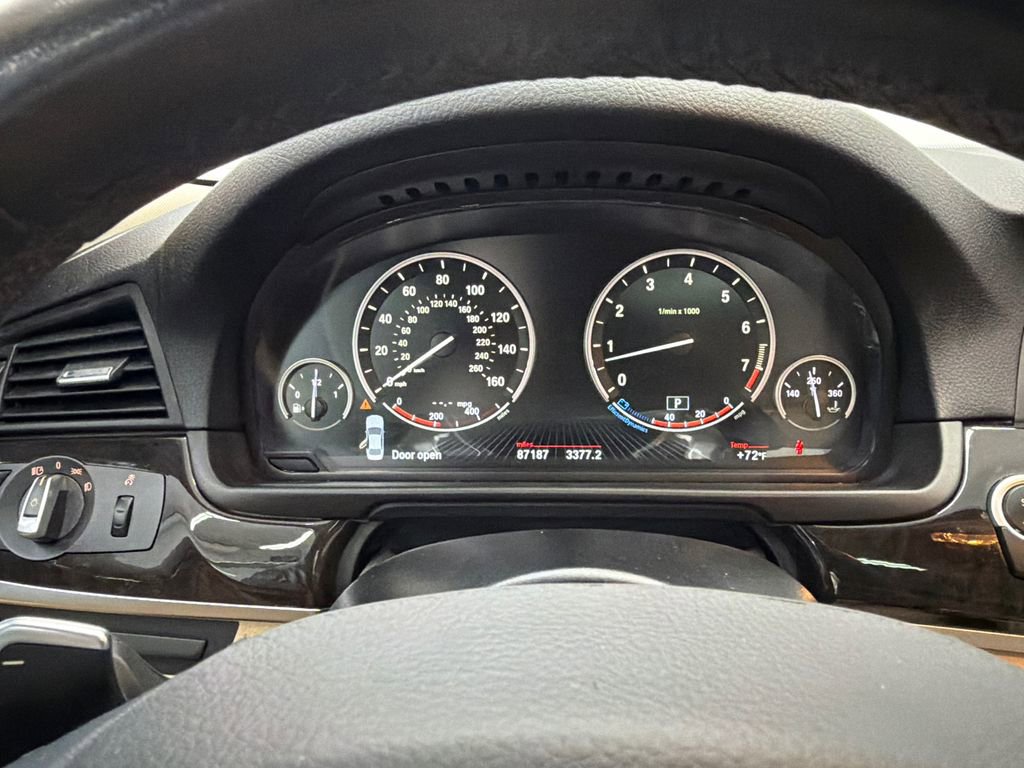 Used 2016 BMW 535i Sedan image 27