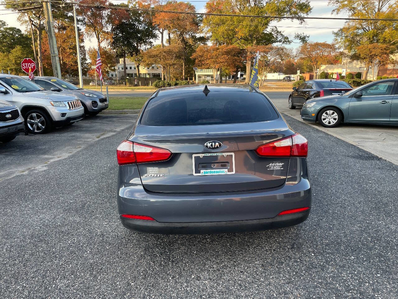 Used 2016 Kia Forte LX image 7
