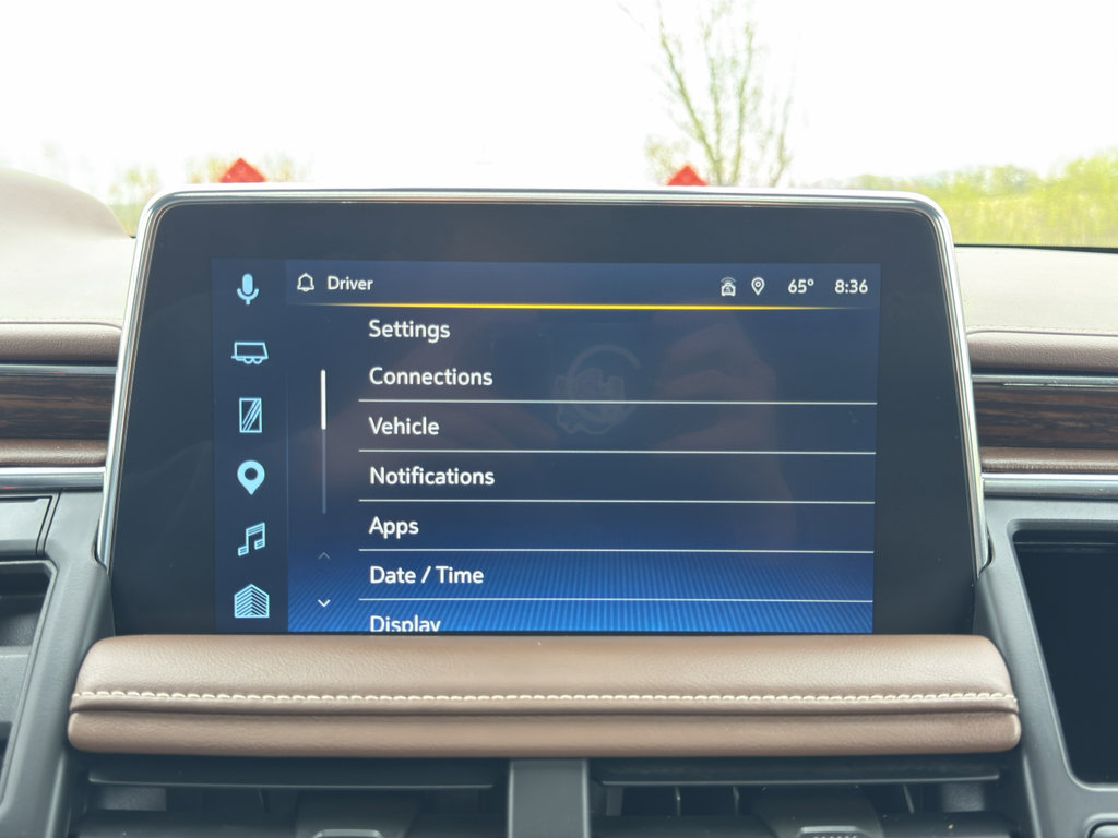 Used 2023 Chevrolet Suburban High Country AWD/4WD image 28