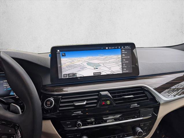 Certified 2023 BMW 530e w/ Convenience Package image 17