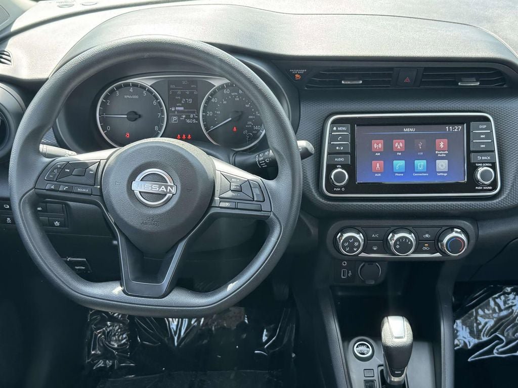 Used 2025 Nissan Kicks Play S FWD image 29