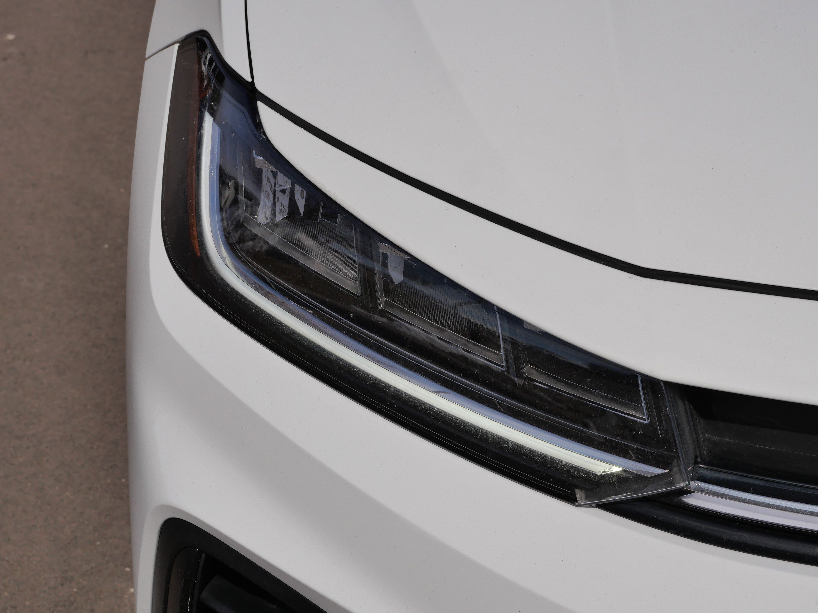 Certified 2025 Volkswagen Jetta Sport image 16