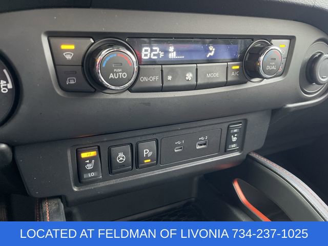 Used 2023 Nissan Frontier PRO-4X w/ Pro-4X Premium Package image 18