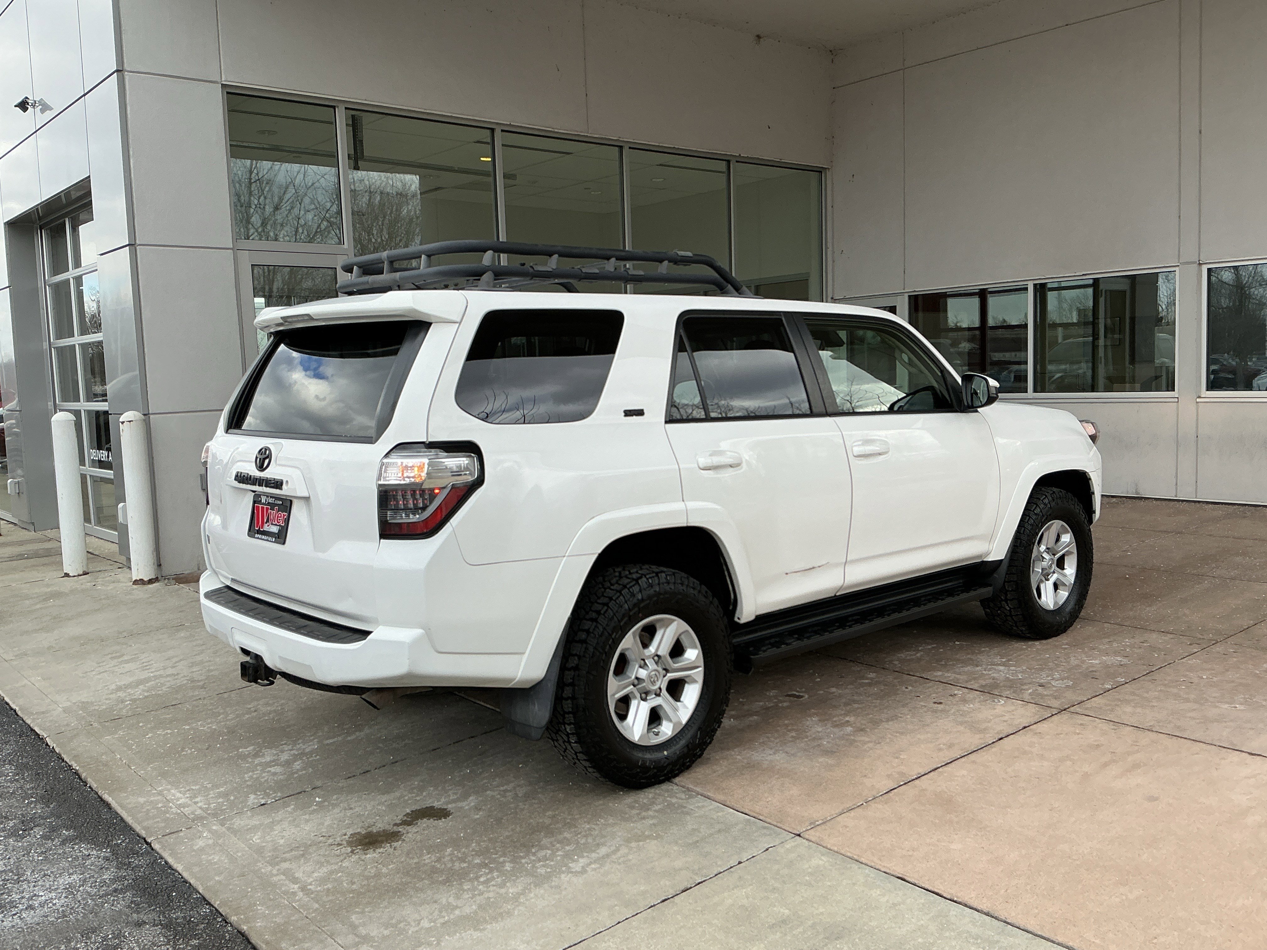 Used 2020 Toyota 4Runner SR5 image 22