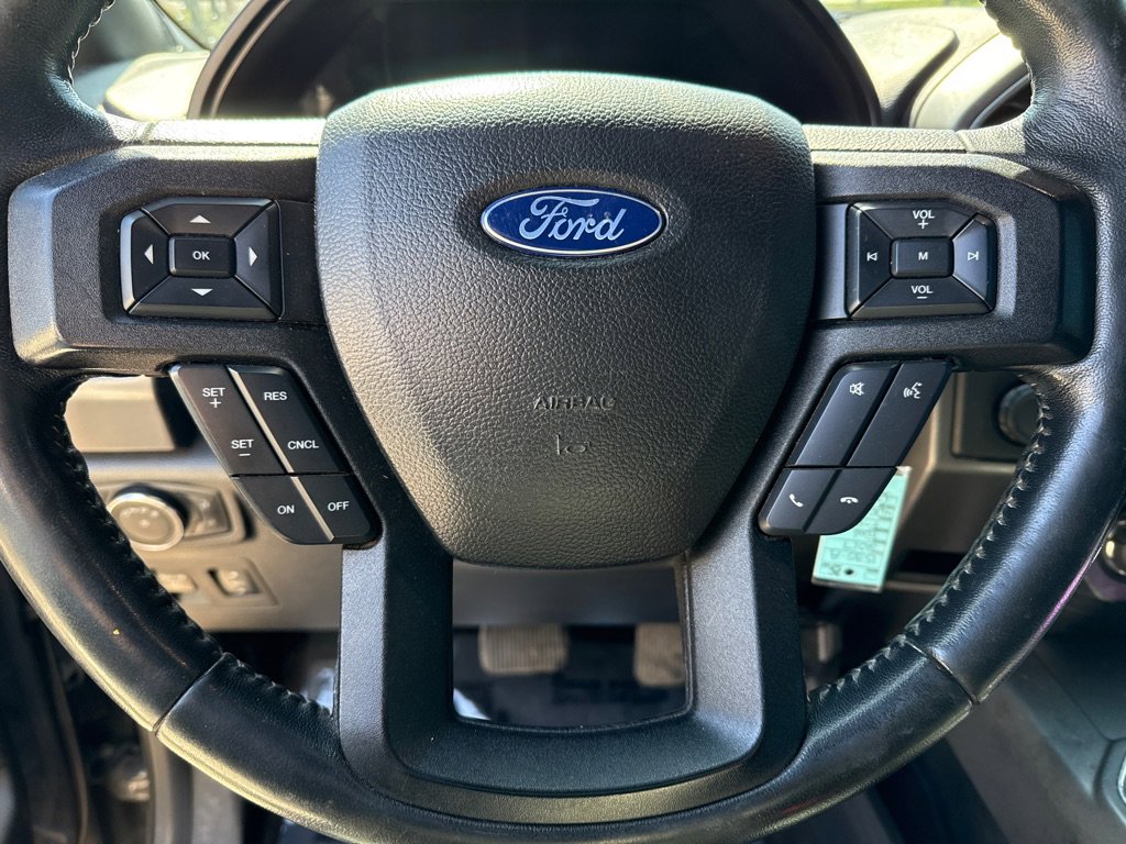 Used 2017 Ford F150 XLT w/ Equipment Group 302A Luxury image 9