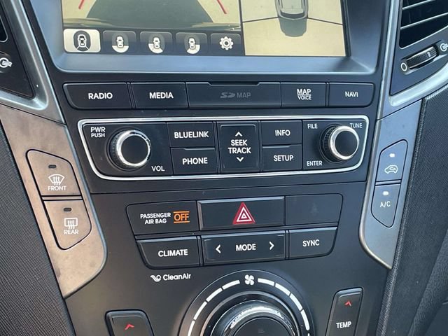 Used 2017 Hyundai Santa Fe Sport w/ 2.0T Ultimate Tech Package 05 FWD image 29