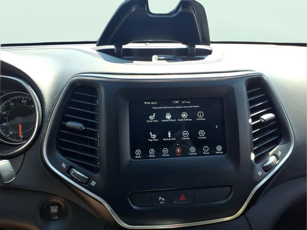 Used 2020 Jeep Cherokee Latitude Plus w/ Cold Weather Group image 23