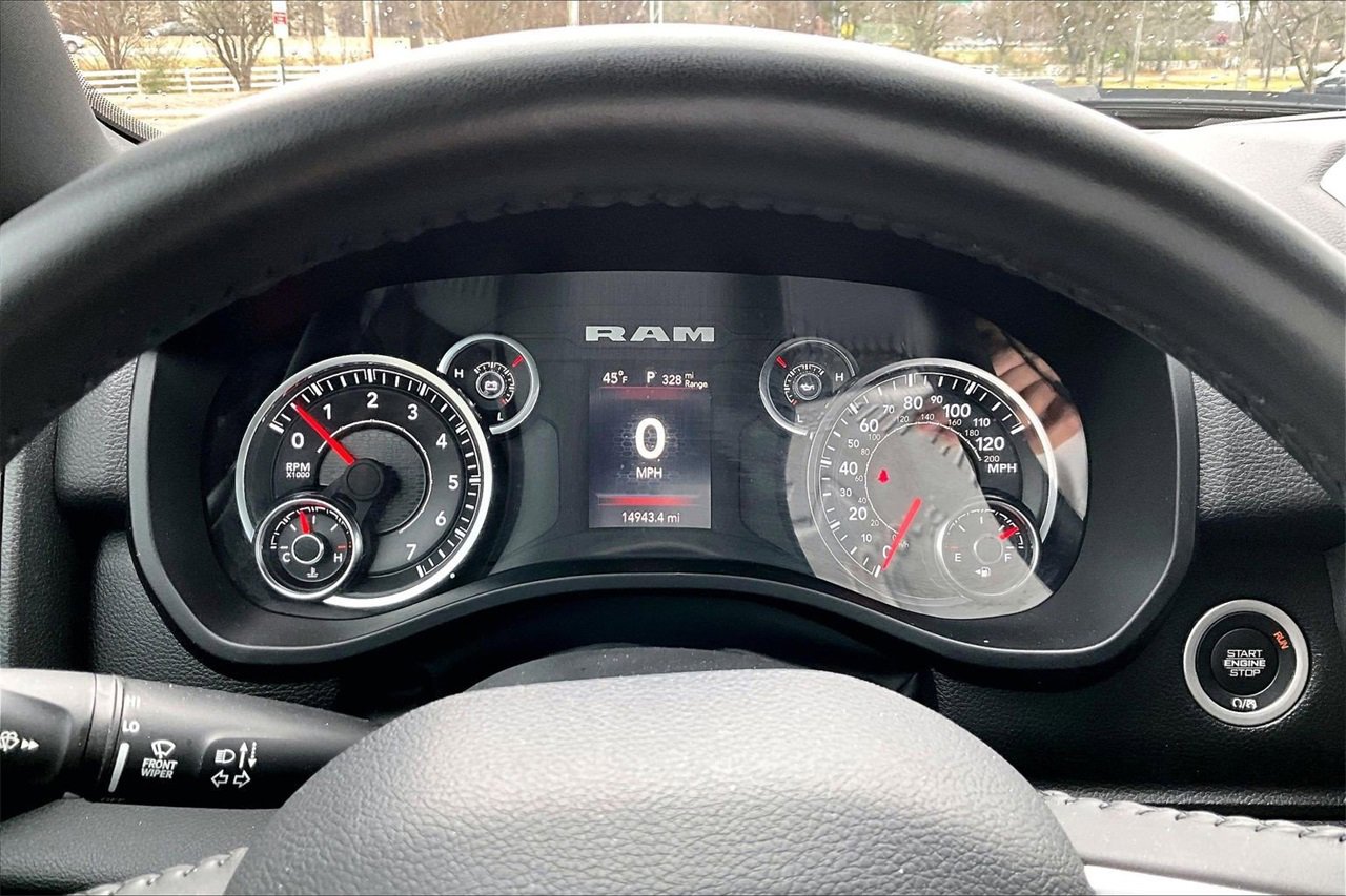 Certified 2024 RAM 1500 Big Horn w/ Trailer Tow Group image 10