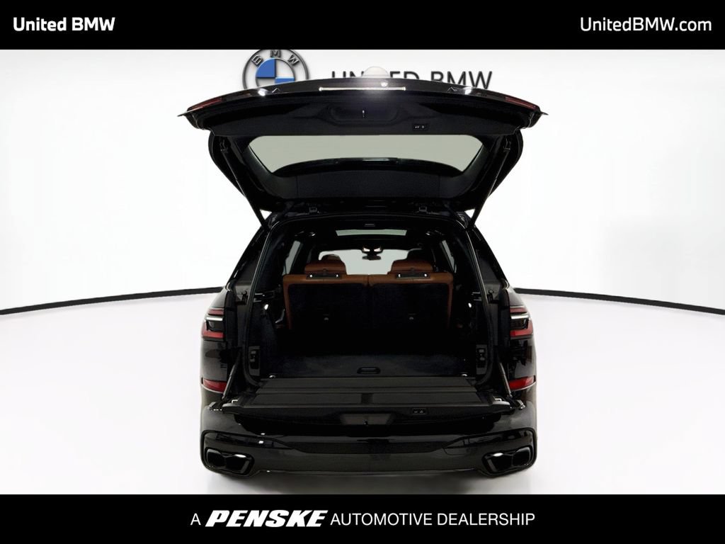 Used 2023 BMW X7 M60i w/ Executive Package AWD/4WD image 15