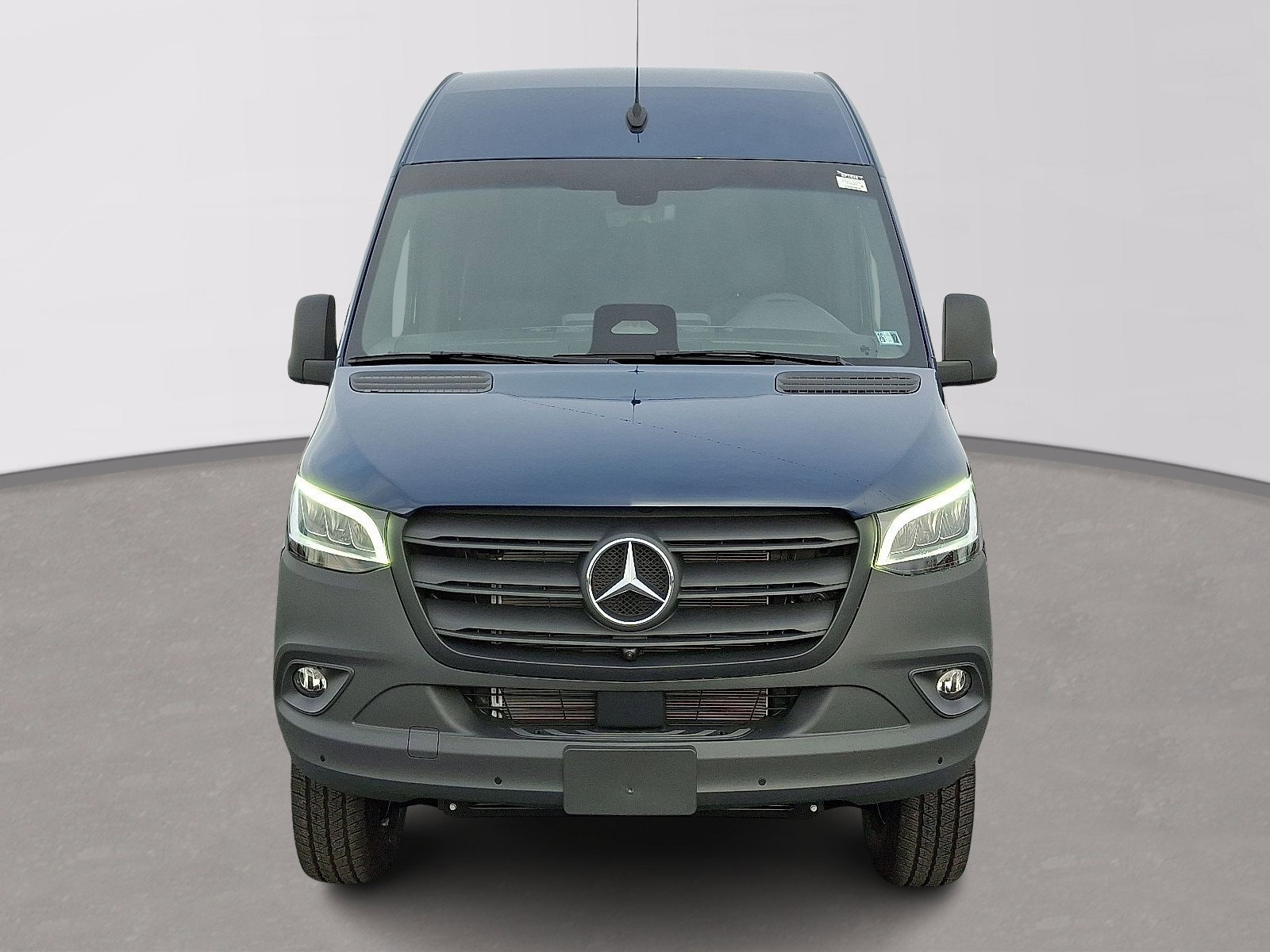 New 2026 Mercedes-Benz Sprinter 2500 image 2
