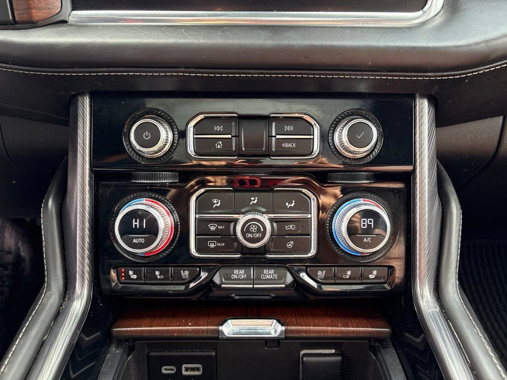 Used 2023 GMC Yukon Denali Ultimate AWD/4WD image 30
