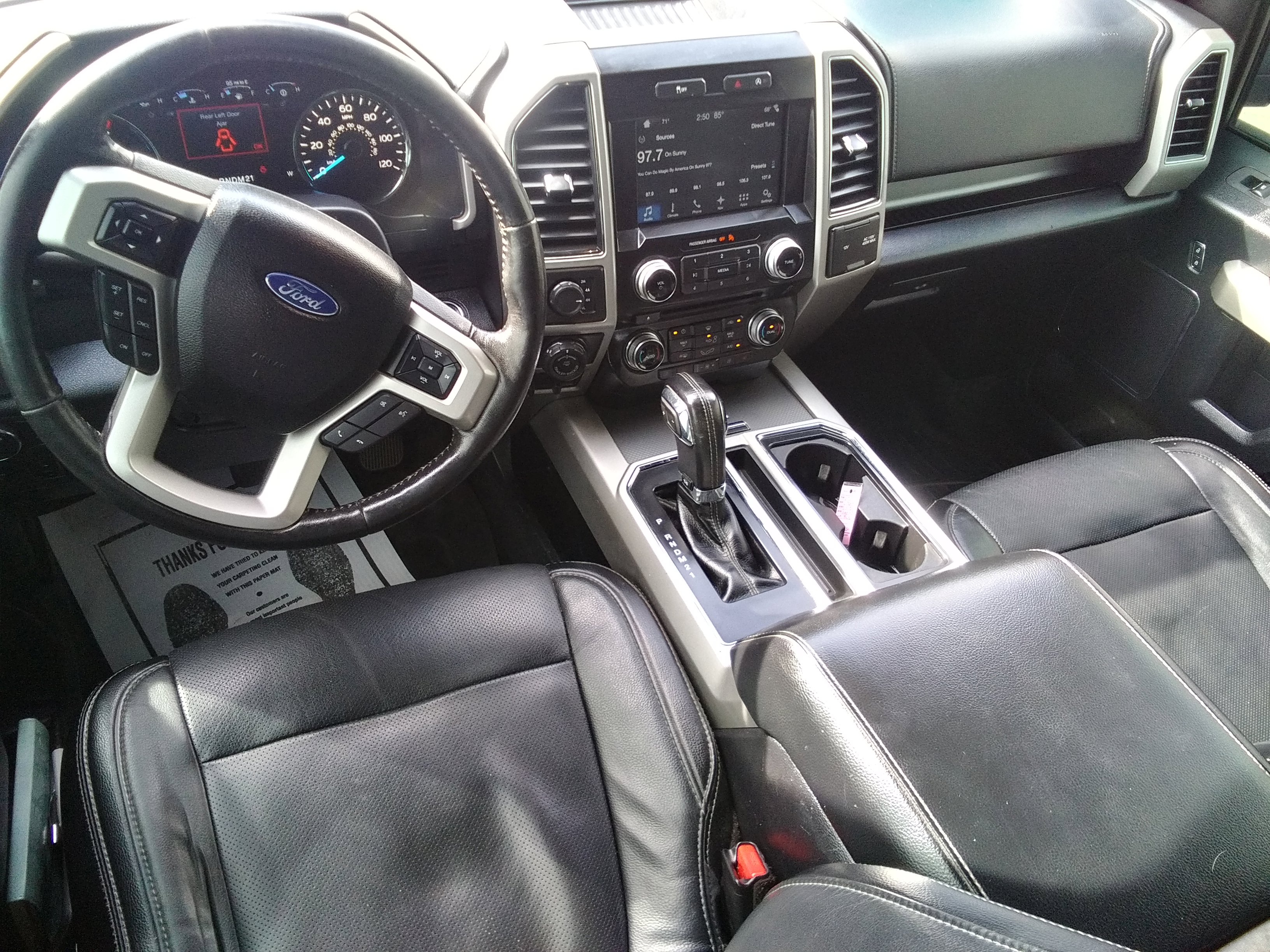 Used 2017 Ford F150 Lariat w/ Equipment Group 502A Luxury AWD/4WD image 12