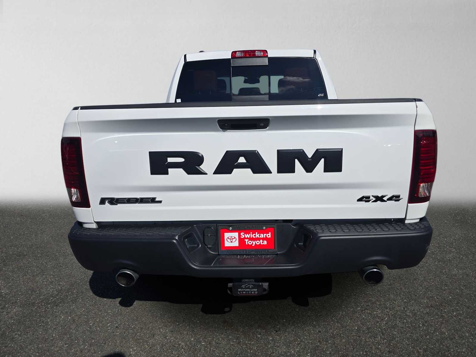 Used 2017 RAM 1500 Rebel w/ Luxury Group AWD/4WD image 4
