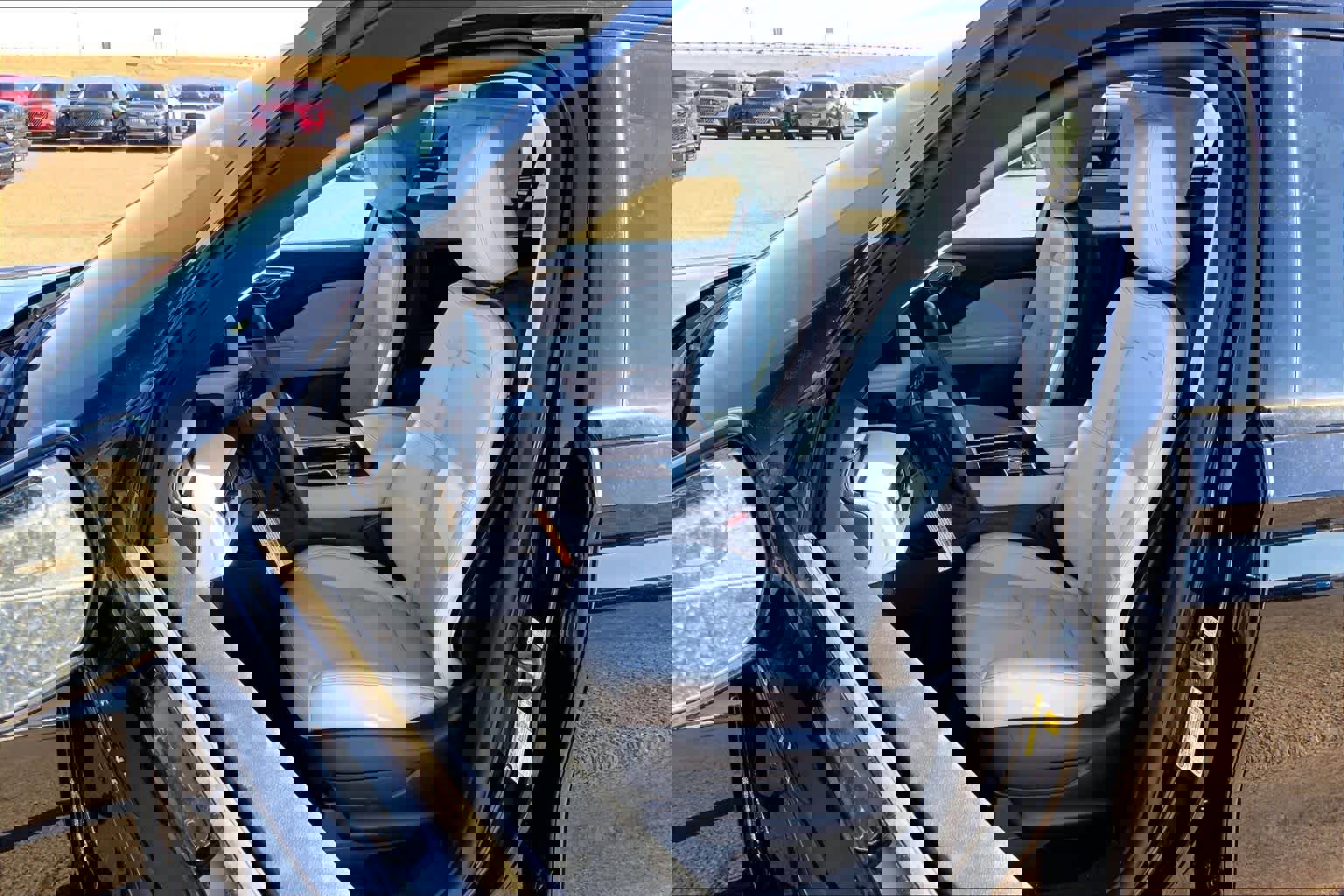 New 2026 Lincoln Aviator AWD w/ Jet Appearance Package image 9