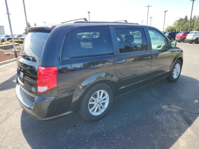 Used 2016 Dodge Grand Caravan SXT FWD image 3