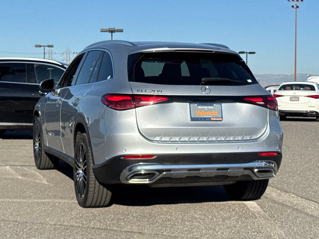 Used 2023 Mercedes-Benz GLC 300 image 11