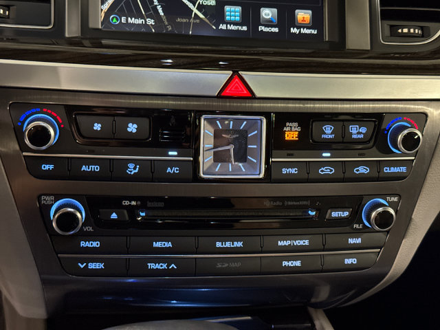 Used 2018 Genesis G80 3.8 w/ Option Group 02 RWD image 17