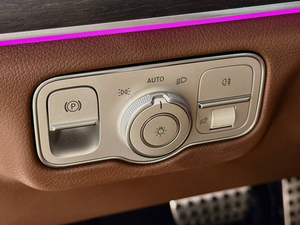 Certified 2024 Mercedes-Benz GLS 450 4MATIC image 11