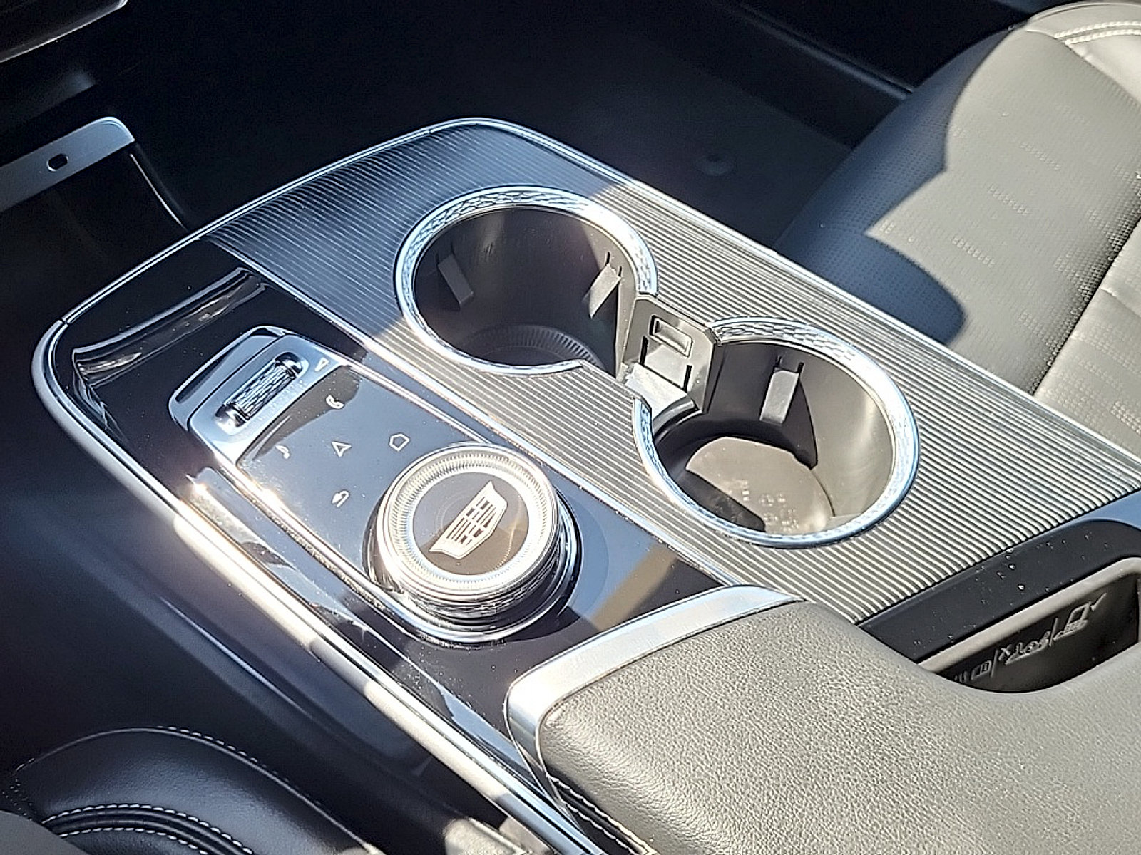 Certified 2024 Cadillac Lyriq Sport AWD/4WD image 27