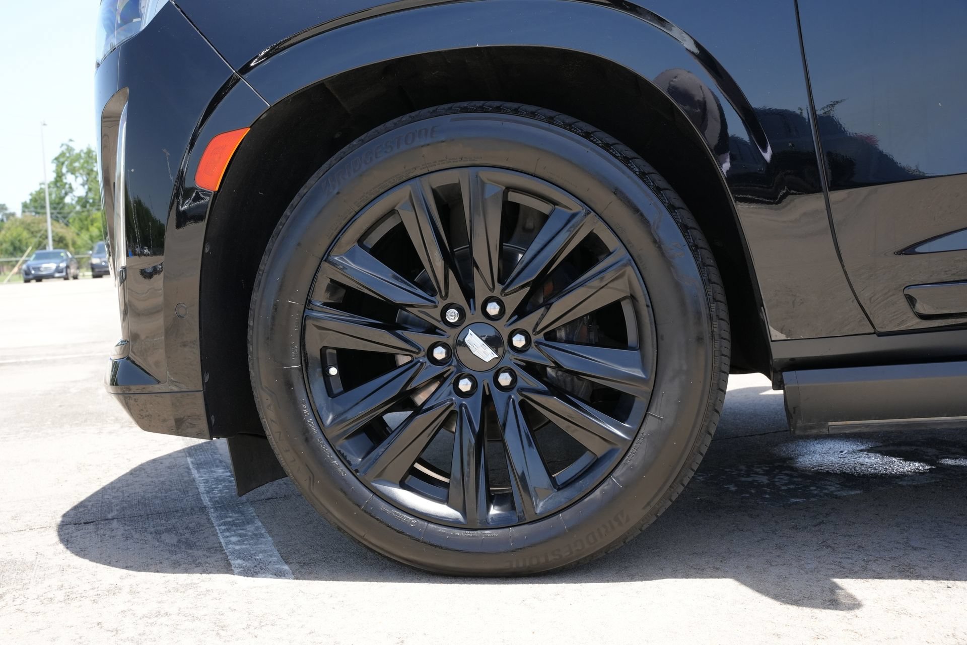 Used 2022 Cadillac Escalade Sport Platinum w/ Heavy-Duty Trailer Package AWD/4WD image 29