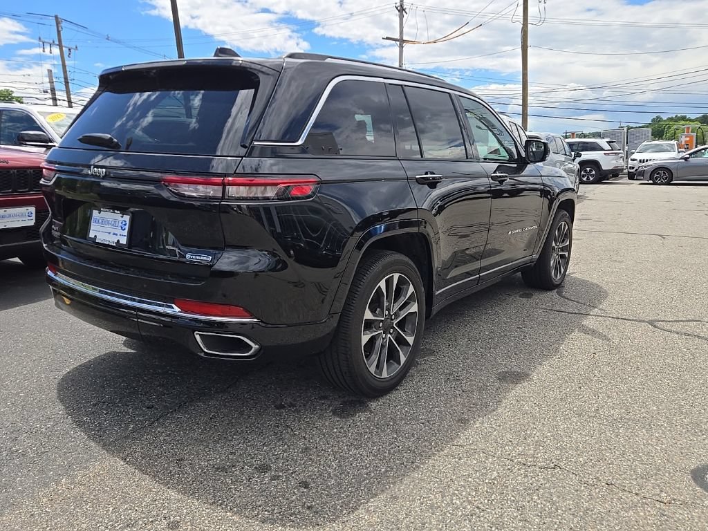 Certified 2023 Jeep Grand Cherokee Overland w/ Luxury Tech Group IV AWD/4WD image 6