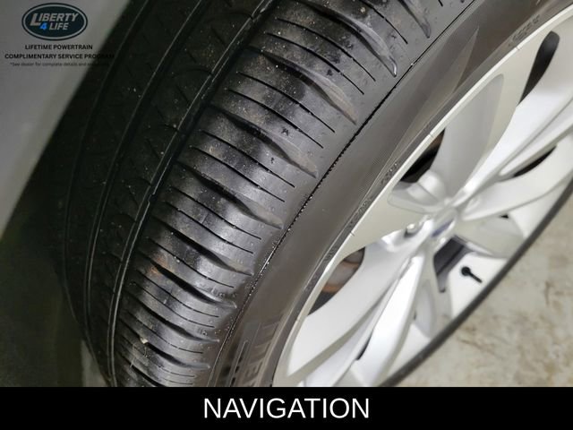 Certified 2023 Ford Explorer Platinum w/ Technology Package AWD/4WD image 11