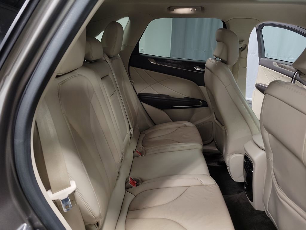 Used 2017 Lincoln MKC Reserve image 21