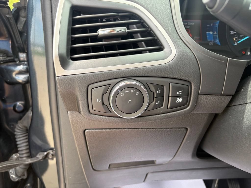 Used 2024 Ford Edge SEL w/ Convenience Package AWD/4WD image 17