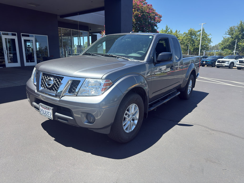 Used 2017 Nissan Frontier SV RWD image 1