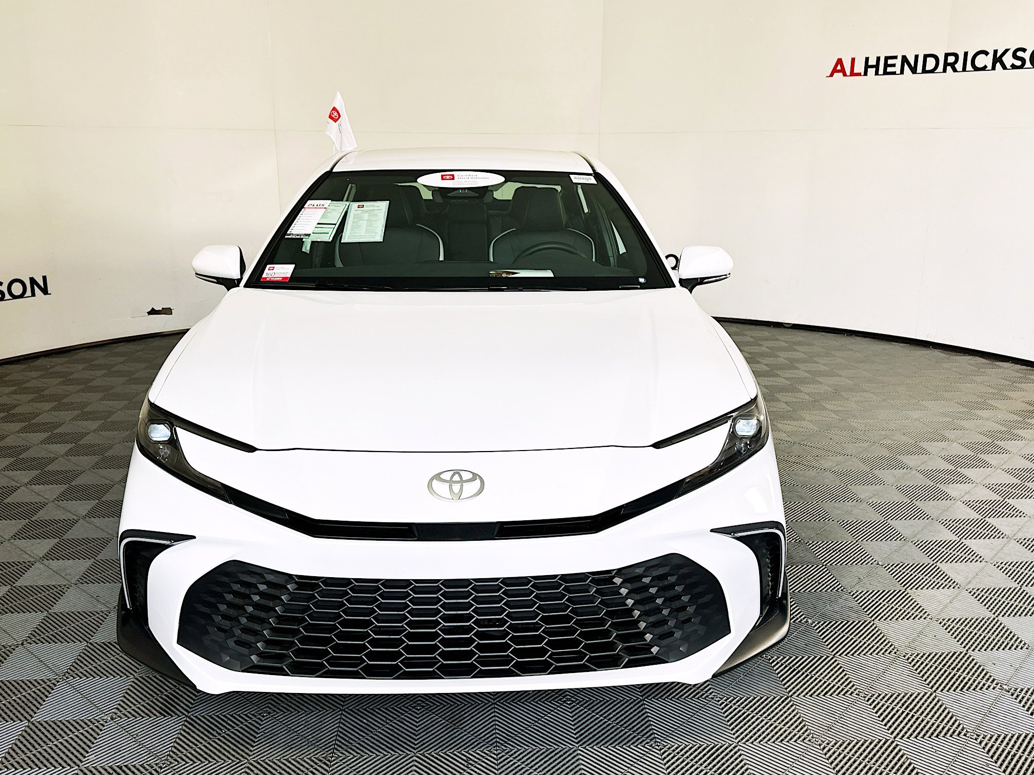 Used 2026 Toyota Camry SE image 8